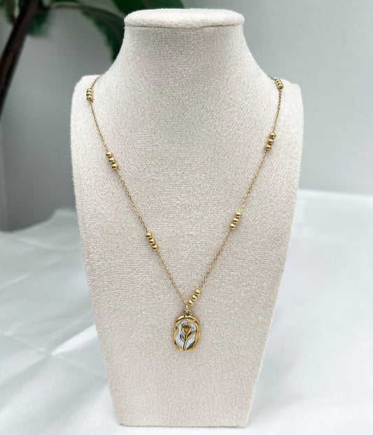 Floral Gold Pendant Necklace