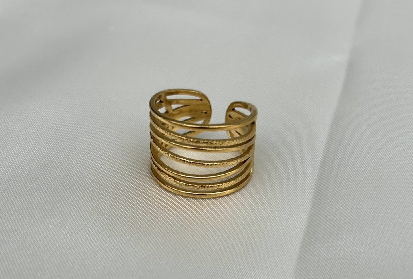 Modern Multi Ring