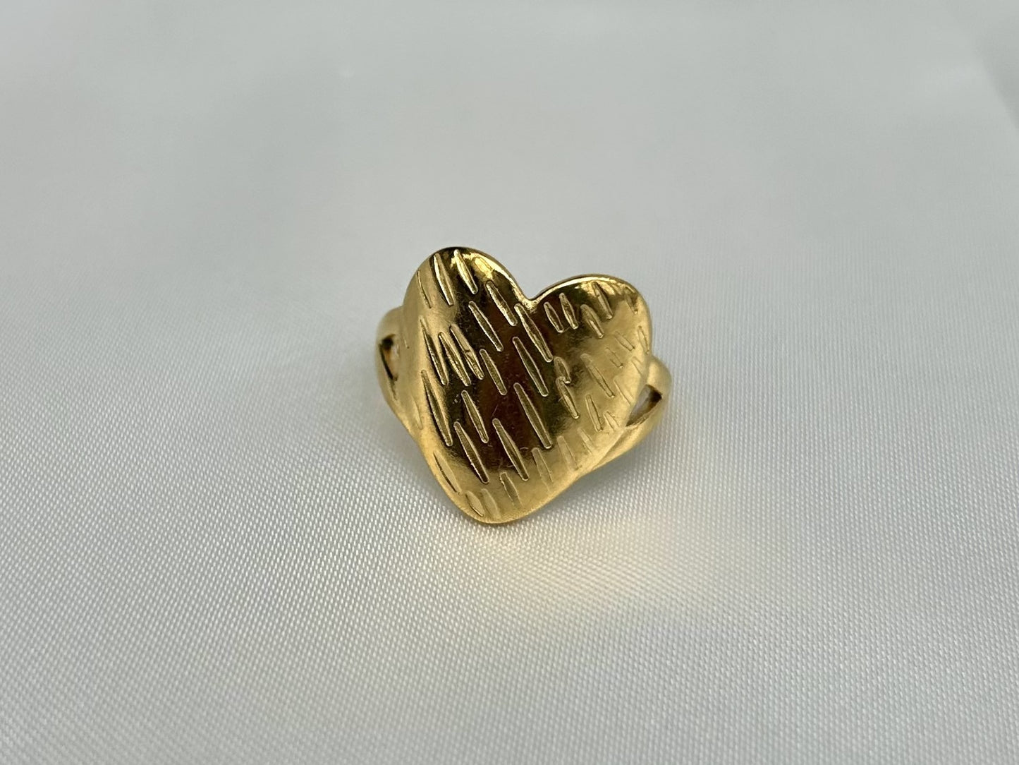 Bold Heart Ring